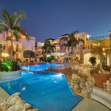 ホテル Zeus Village (adults Only) 4*