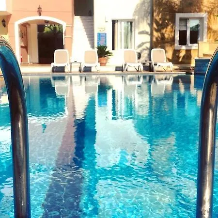 Zeus Village (adults Only) ダラトソ